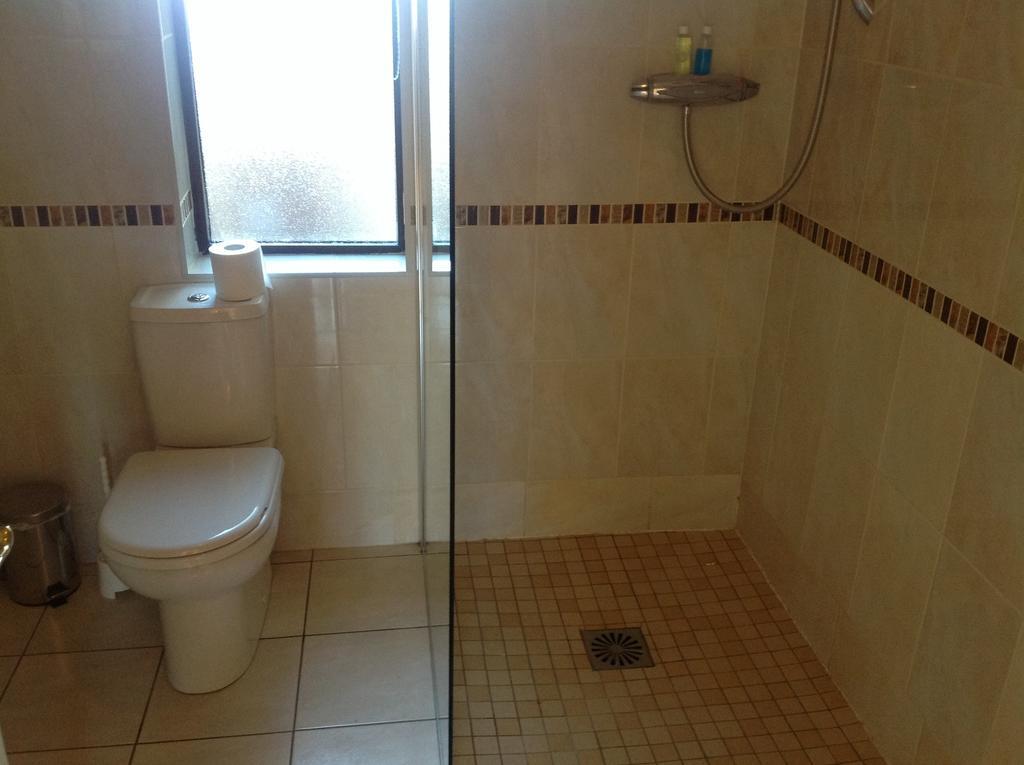 Seber House Bed & Breakfast Килбеган Екстериор снимка