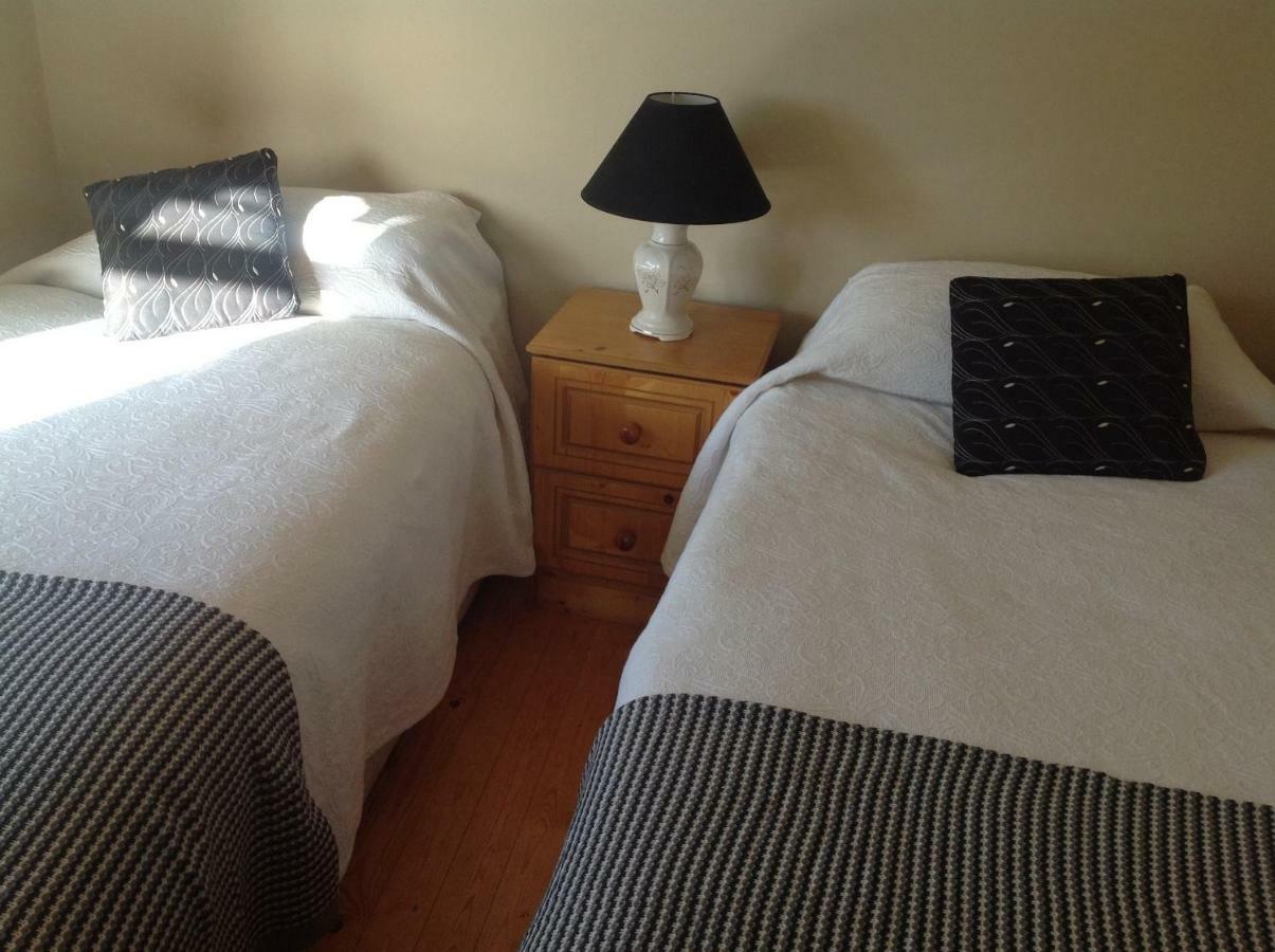 Seber House Bed & Breakfast Килбеган Стая снимка