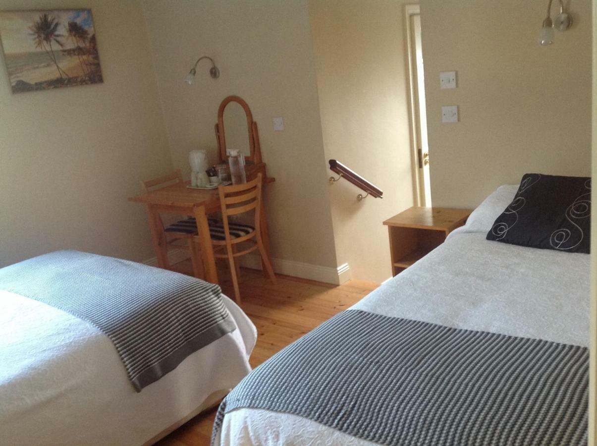 Seber House Bed & Breakfast Килбеган Стая снимка